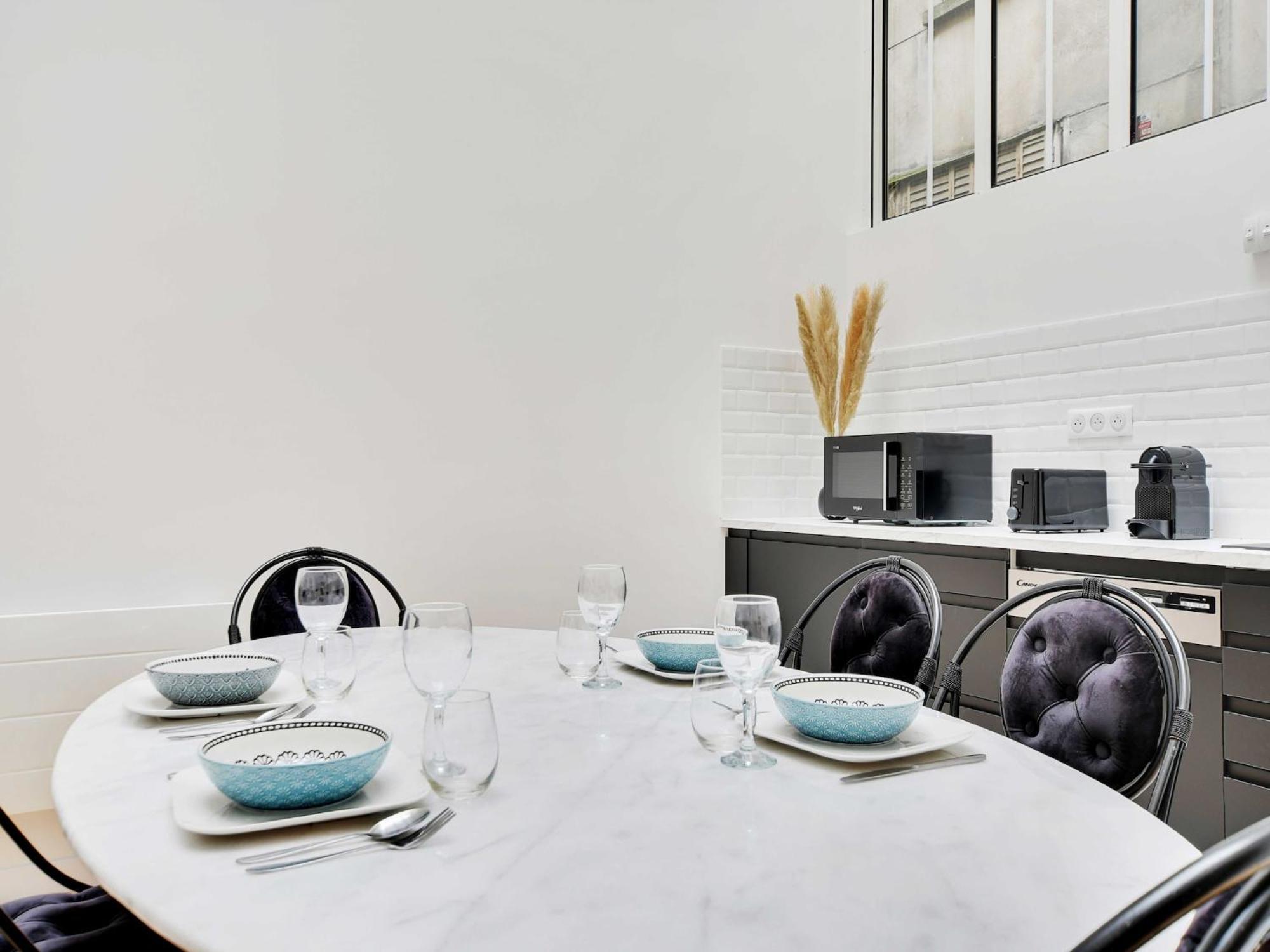 Authentique - 1br- 2p- Voltaire * Parijs